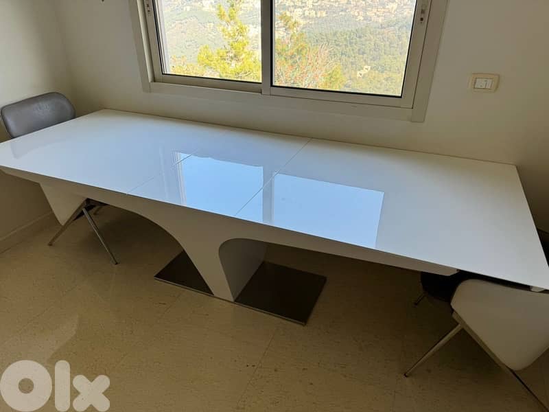 High quality dining table with 8 chairs 2