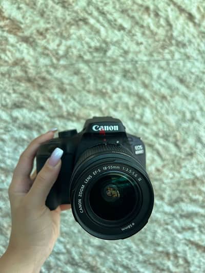 Canon EOS 4000D