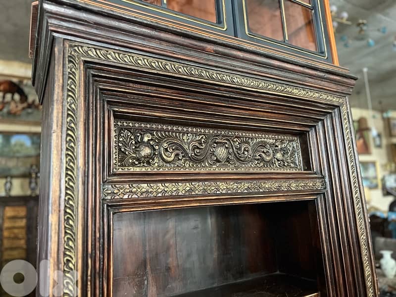 solid wood teak old antique cupboard 1