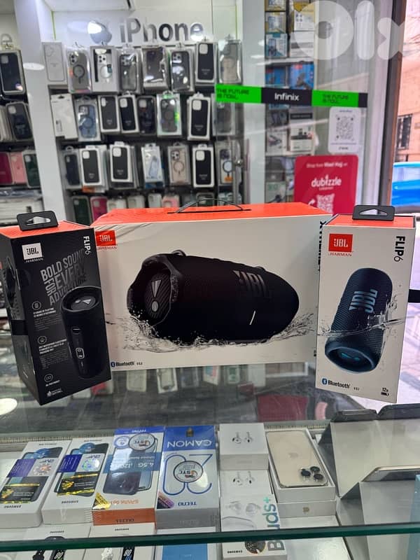 JBL speakers original XTreme 4 and flip 6 1