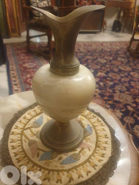 1960's Art Deco onyx and brass decorative one handled amphora 1