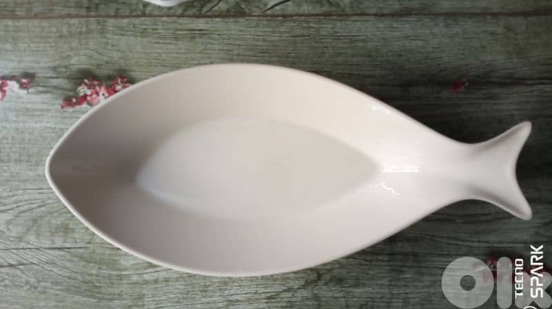 ceramic fish shape bowls 1