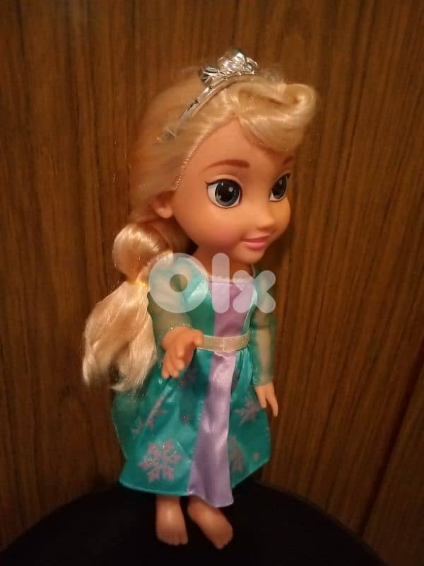 QUEEN ELSA ANIMATOR FROZEN, 35 Cm Large Disney great as new doll=24$ 1
