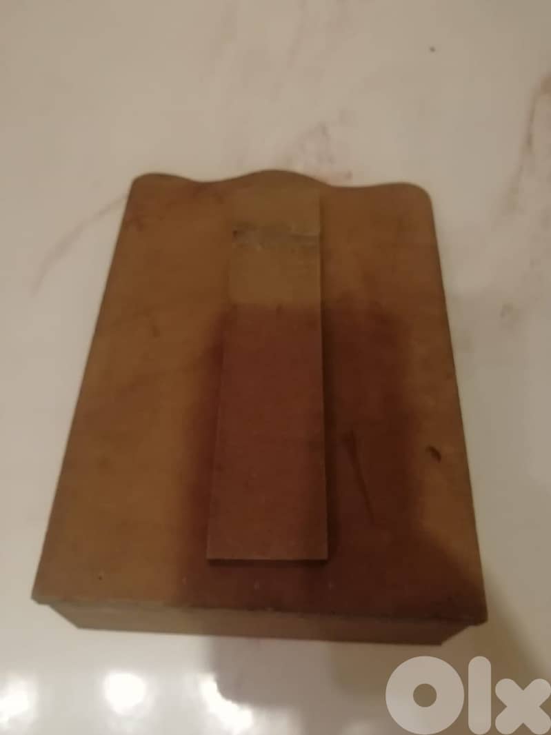 Wooden Book stand 25*17 cm 1