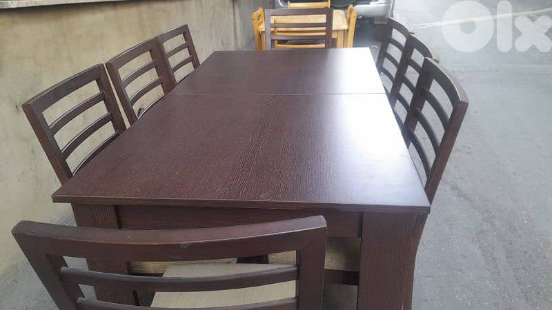 طاولة سفرة بتتكبر وبتتصغر مع 8 كراسي 0