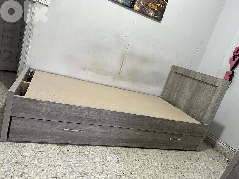 تخت مفرد 96 سم مع جارور 0