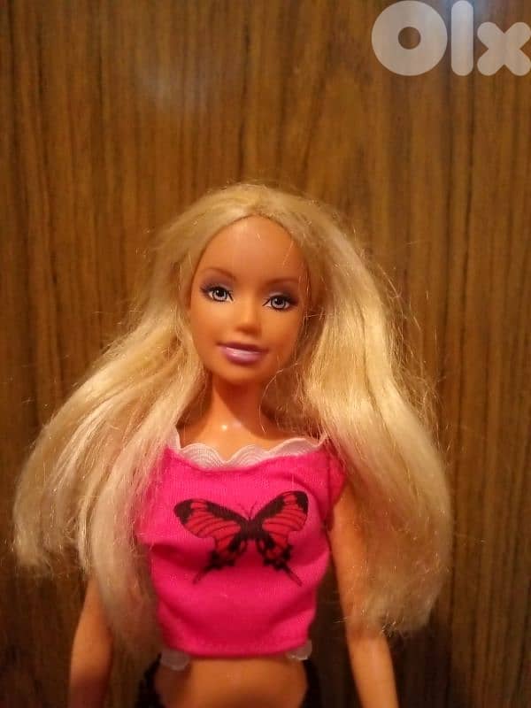Offer: Barbie Mattel wearing still good doll 2006 bending legs=20$ 3