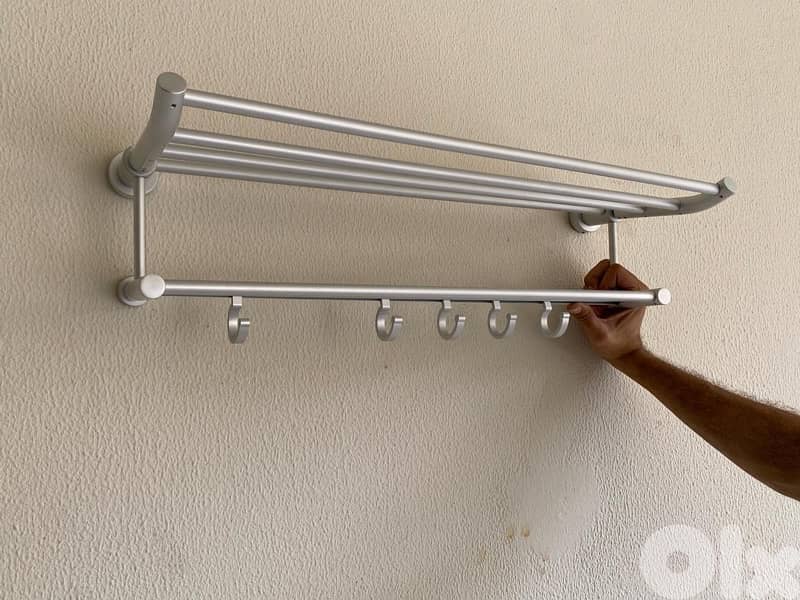 Towel hanger 0