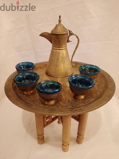 طقم مميز نحاس منقوش