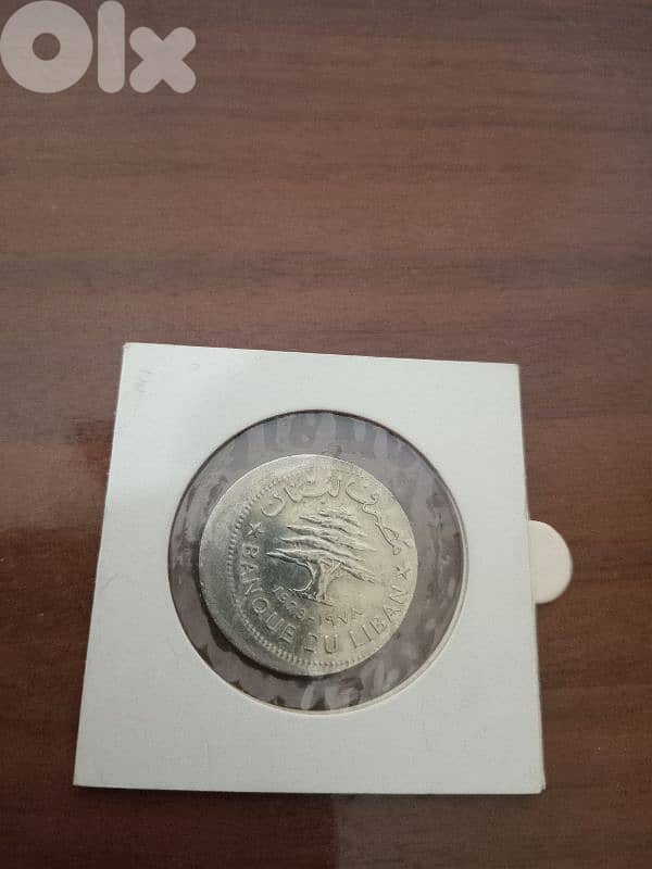 50 lira lebanese coin eror off center 0