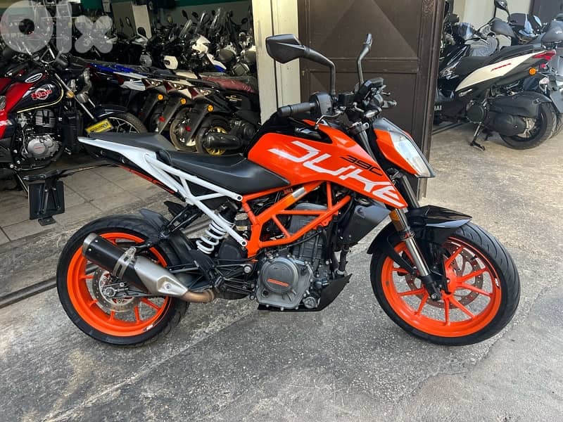 KTM DUKE 390 2