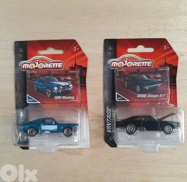Majorette (Opening parts) diecast car model 1;64. 1