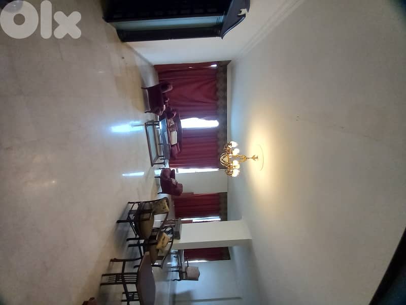 SEMI-FURNISHED APT IN AIN EL TINEH / SEA VIEW (300SQ) , (JNR-277) 0