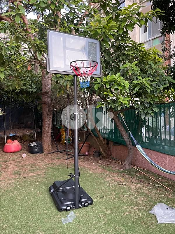 Basketball Adjustable 2.3m-3.05m 2