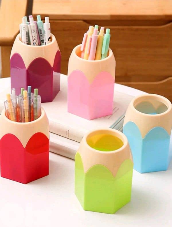 cute stationery stand 1