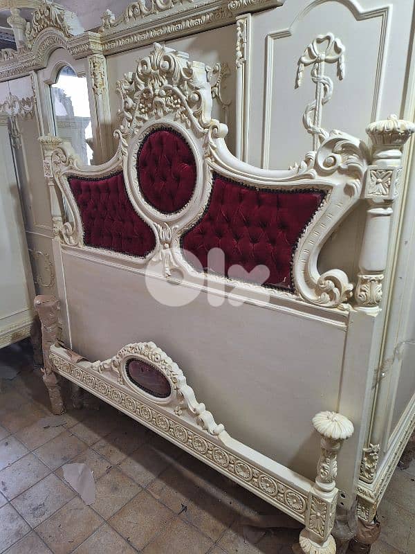 غرفة نوم خشب زين حفر ناعم ومميز انتيك خارقة النظافة كاملة bedroom 1