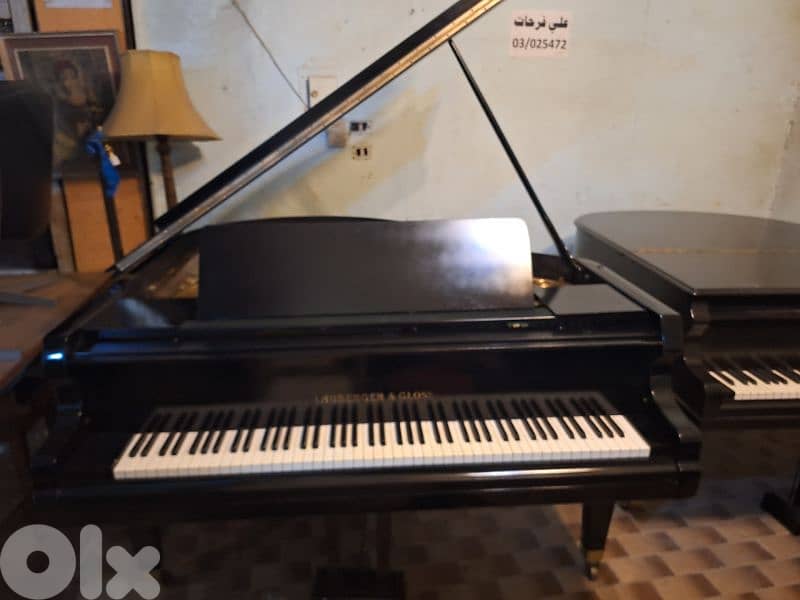 piano baby grand Germany lauberger gloss black colour beautiful sound 1