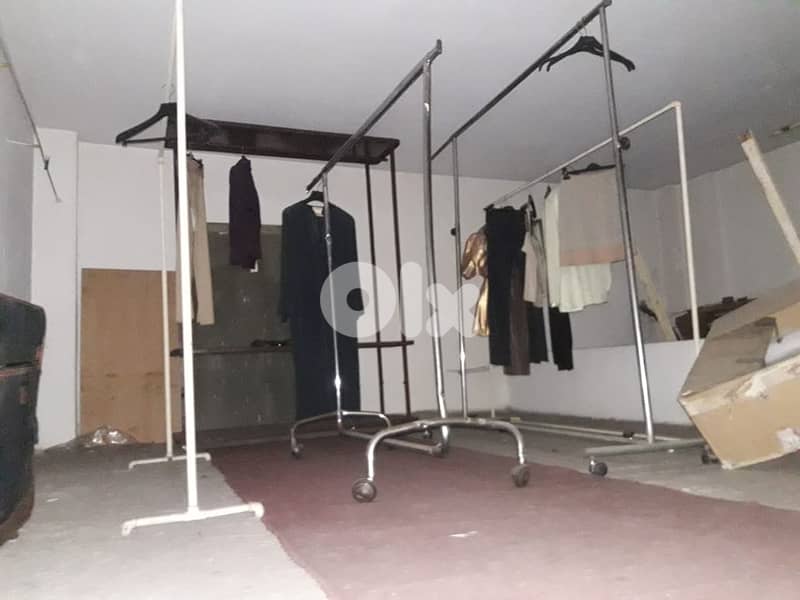 ZE25-4008 Shop for Sale in Mar Elias, Beirut – Prime Busy Location 0