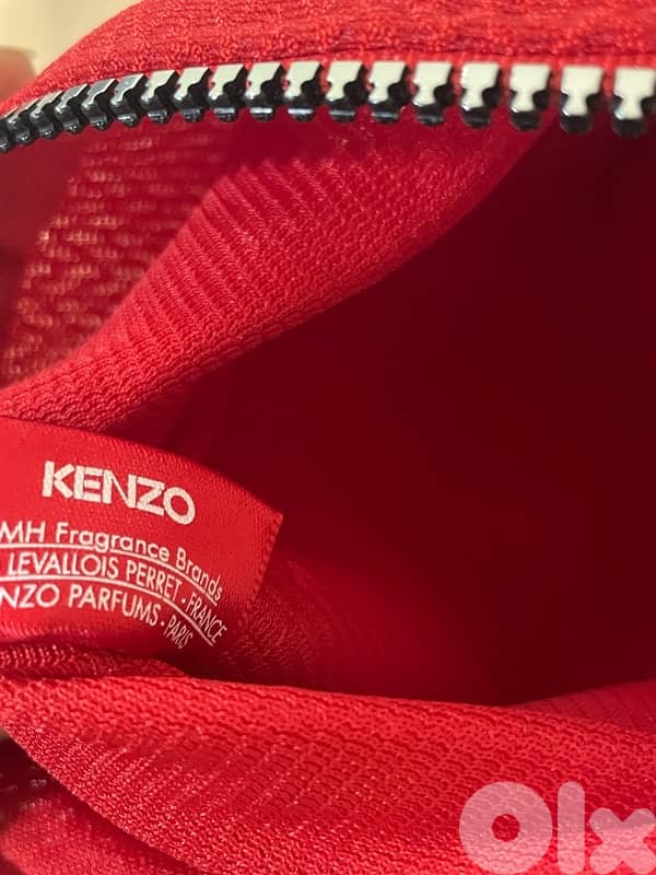 Kenzo wristlet 5