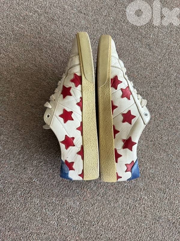 Saint Laurent leather sneakers 1