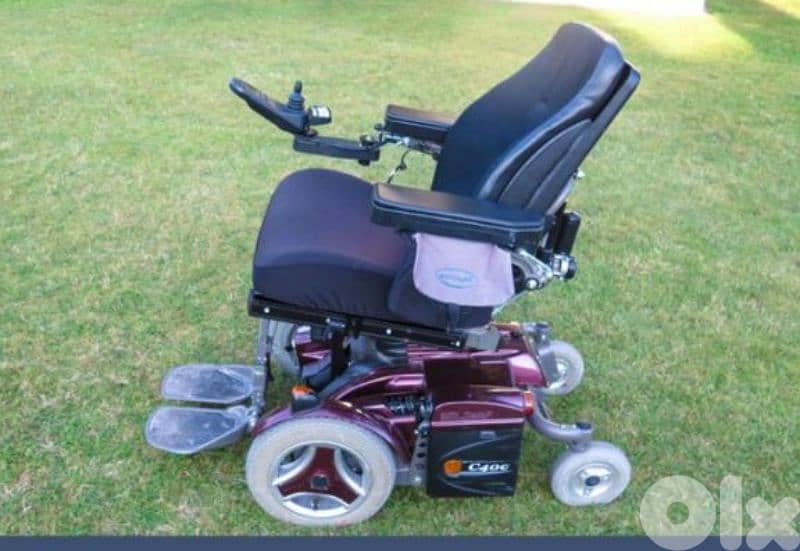 كرسي متحرك للمقعدين permobil 0