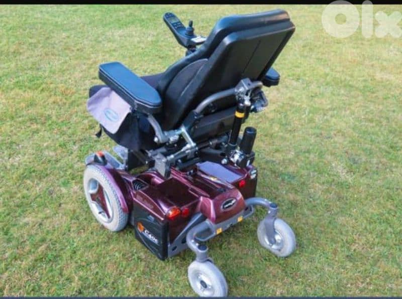 كرسي متحرك للمقعدين permobil 3
