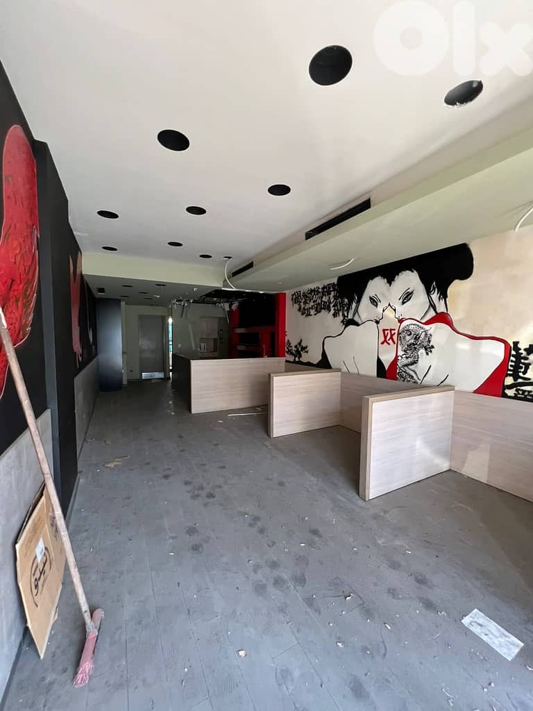 180 Sqm | 3 Floors Shop for rent in Sin el Fil 0