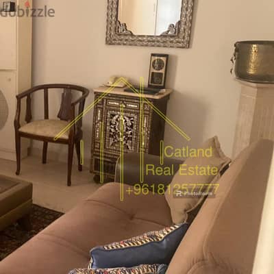 apartment for sale in Ashrafieh HOT DEALشقة للبيع اشرفية
