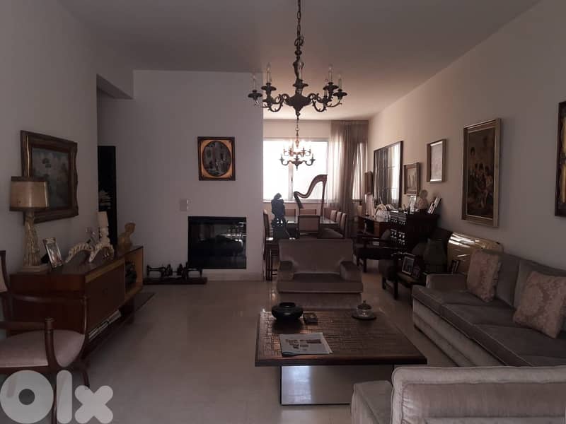ZE25-4017 Spacious 3-Bedroom Apartment for Sale in Zarif, Beirut 0