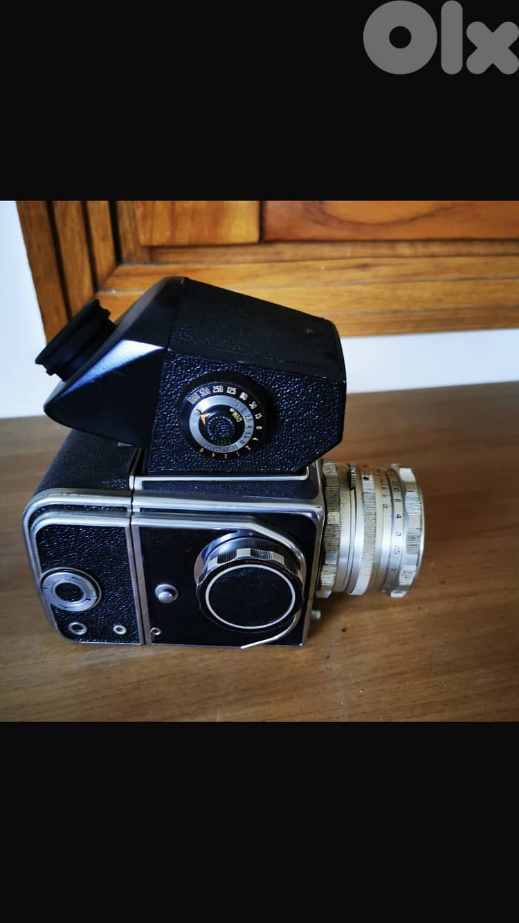 Salyut SLR Film Camera 0