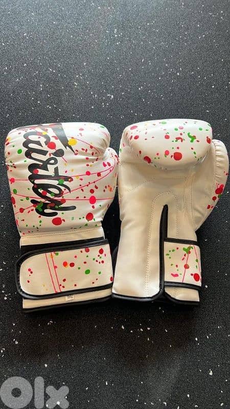boxing gloves 4