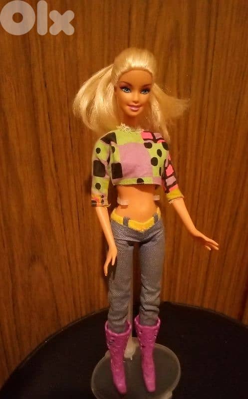 Barbie Mattel 2010 Great doll flexi legs in Outfit+Boots=24$ 1