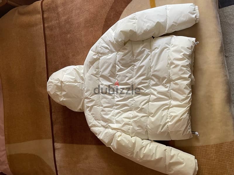 puffer jacket white 1