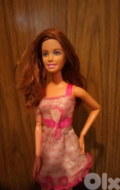 Barbie brunette SWAPPIN & Articulated body Mattel2010+Shoes Great doll