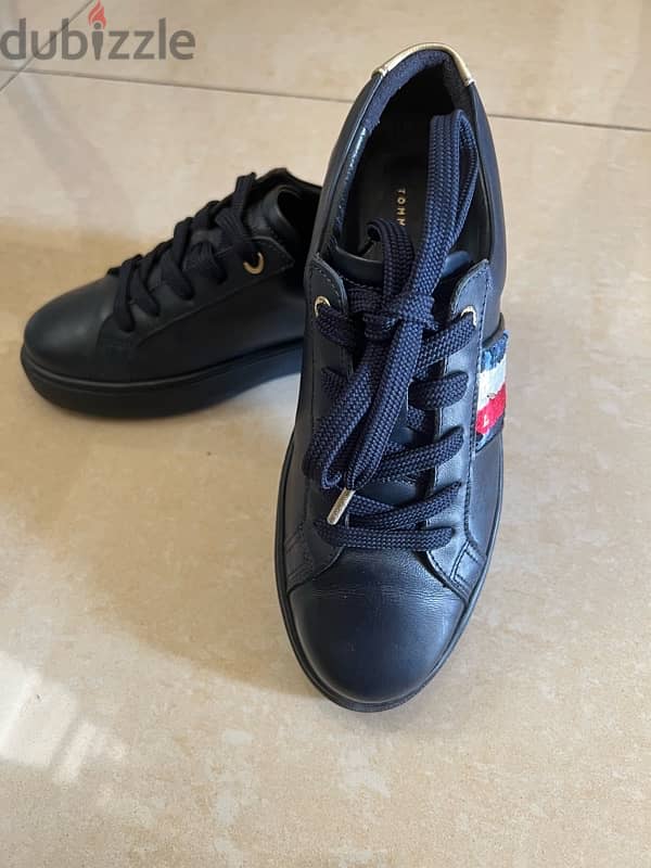 Tommy Hilfiger 3