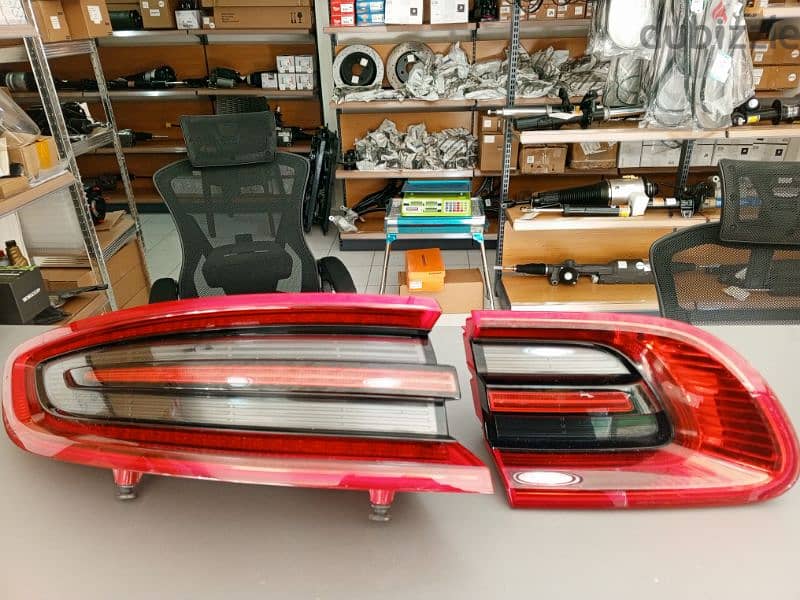 Porsche cayenne Macan body parts 7