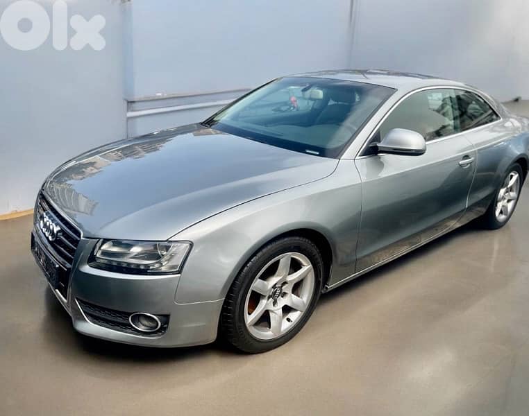Audi A5 coupe quatro V4 0