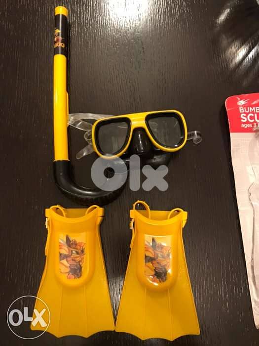 masque for swiming and snorkeling for 3 -4 years 0
