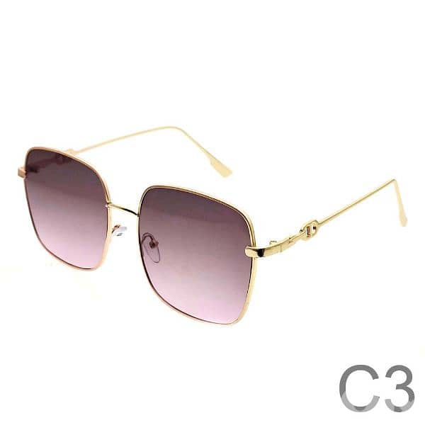 Luxury Golden Rim Trendy Sunglasses for women 9