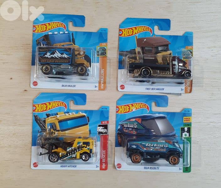 Hot Wheels (2023) diecast car model 1;64. 6