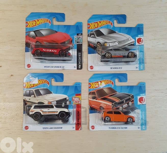 Hot Wheels (2023) diecast car model 1;64. 12