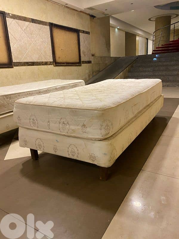 تختين امركاني شغل Sleep Comfort مع فرشات 0