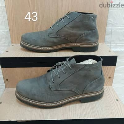 Grey leather shoes size 43