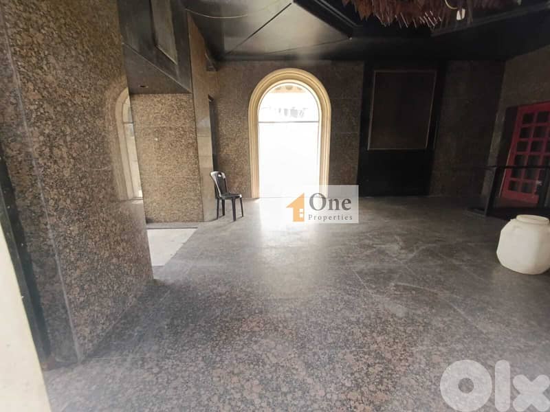 BUILDING FOR SALE IN JBEL TOWN 4