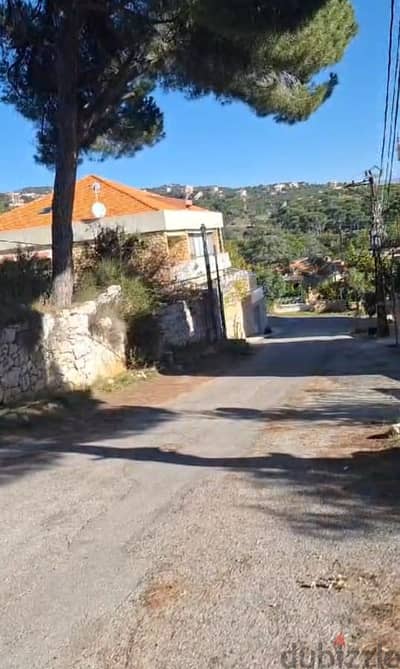 1400 SQM Land 4 Sale in Baabdat-Chelemar-Prime location - أرض بعبدات