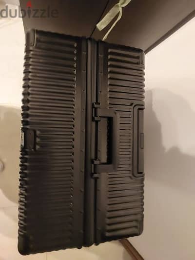 Luggage 28 Inch aluminium and polycarbonate
