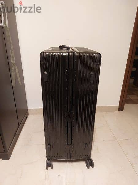 Luggage 28 Inch aluminium and polycarbonate 2