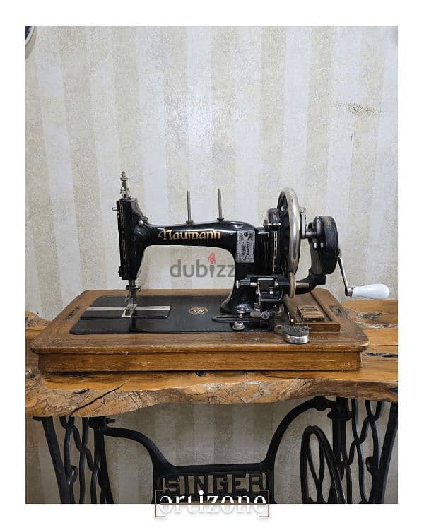 1890 Seidel & Naumann Sewing Machine 1