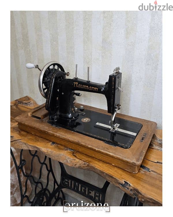 1890 Seidel & Naumann Sewing Machine 2