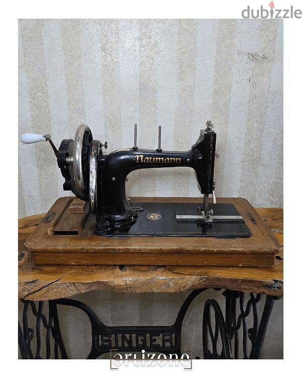 1890 Seidel & Naumann Sewing Machine 4